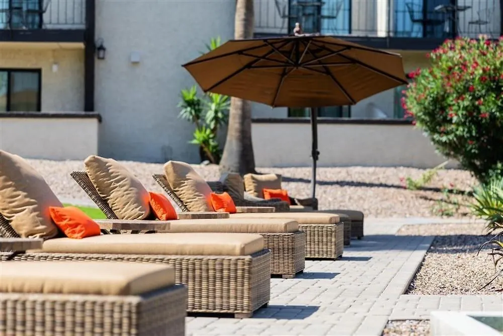 113-Fully Furnished 1Br Suite-Prime Location Scottsdale
